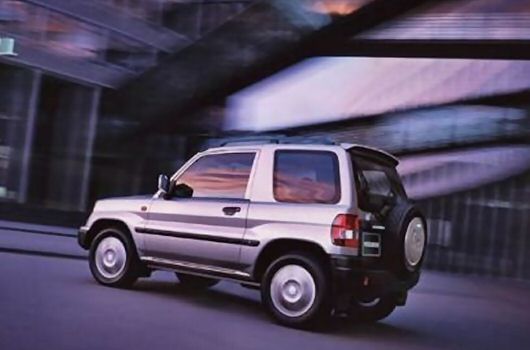 Pajero Pinin 3 p