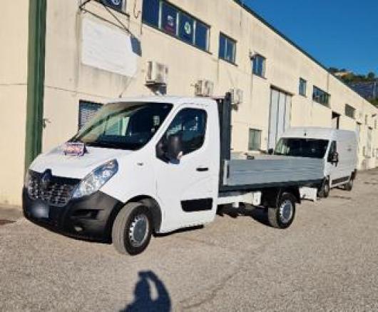 usato RENAULT Master