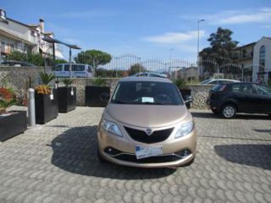 usato LANCIA Ypsilon