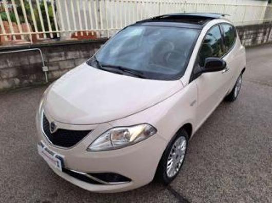 Ypsilon