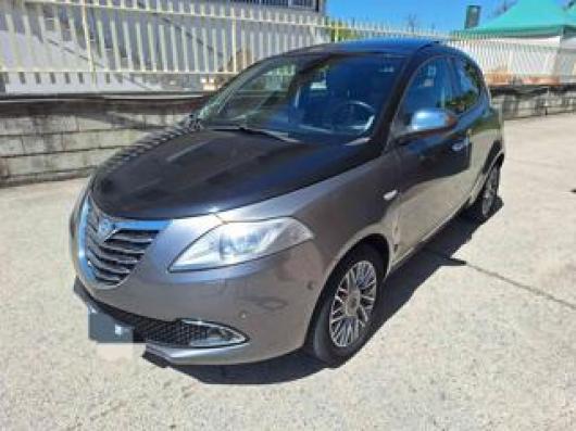 usato LANCIA Ypsilon