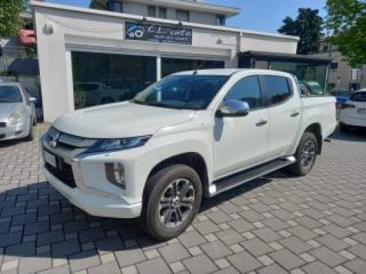 usato MITSUBISHI L200