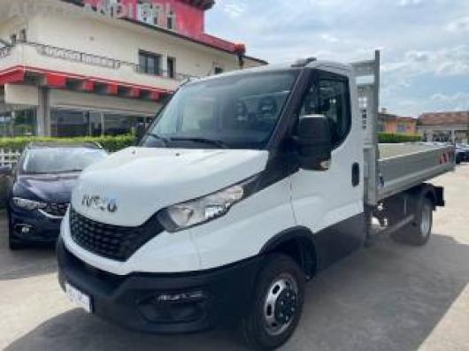 usato IVECO Daily