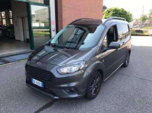 usato FORD Tourneo Courier