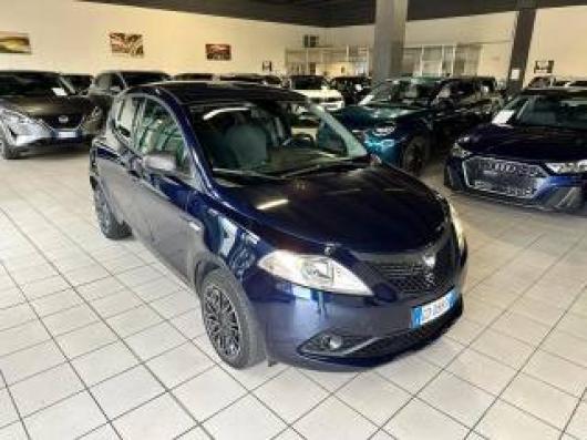 usato LANCIA Ypsilon