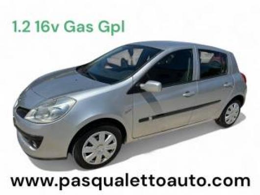 usato RENAULT Clio