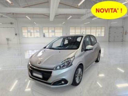 usato PEUGEOT 208