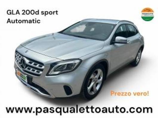 usato MERCEDES GLA 200