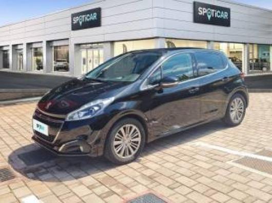 usato PEUGEOT 208