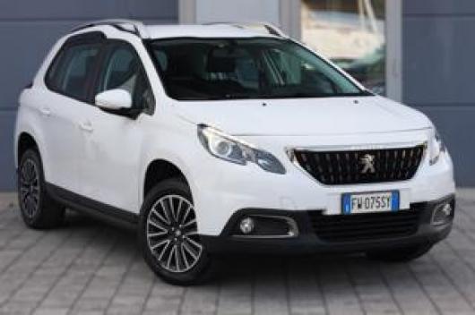 usato PEUGEOT 2008
