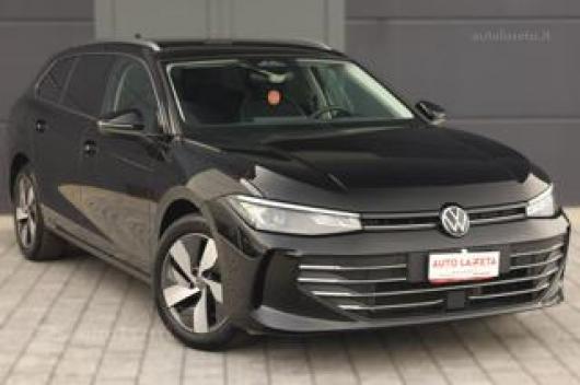 usato VOLKSWAGEN Passat