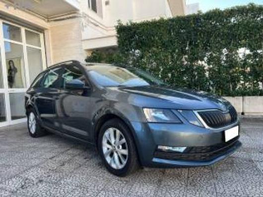 usato SKODA Octavia