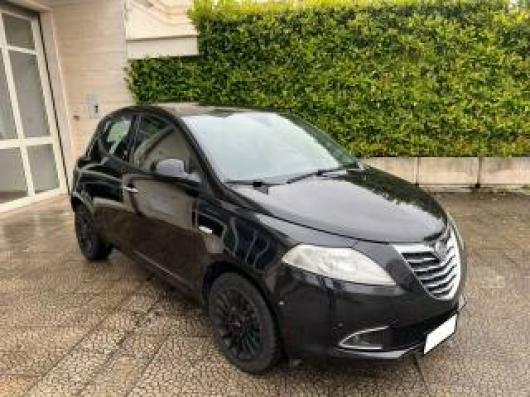 usato LANCIA Ypsilon