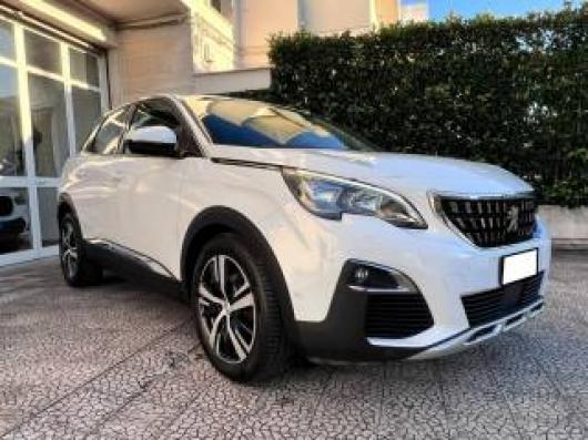usato PEUGEOT 3008