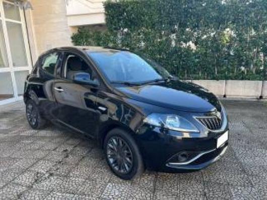 usato LANCIA Ypsilon