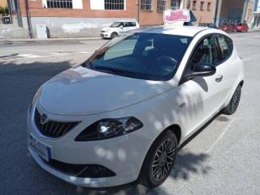Ypsilon