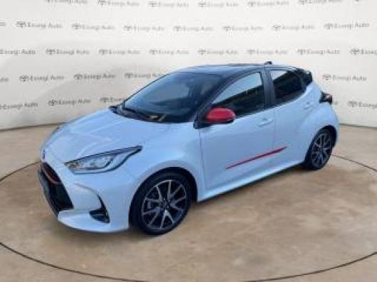 usato TOYOTA Yaris