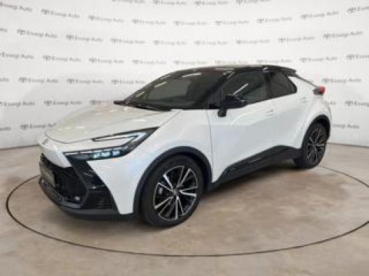 usato TOYOTA C HR