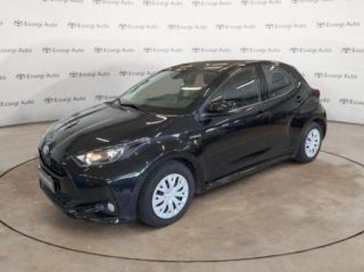 usato TOYOTA Yaris