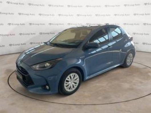 usato TOYOTA Yaris