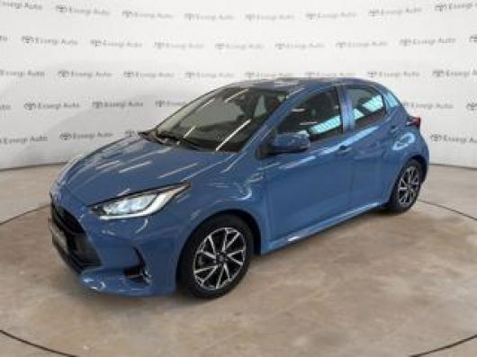 usato TOYOTA Yaris