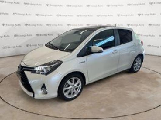 usato TOYOTA Yaris
