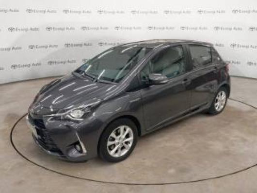 usato TOYOTA Yaris