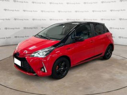 usato TOYOTA Yaris