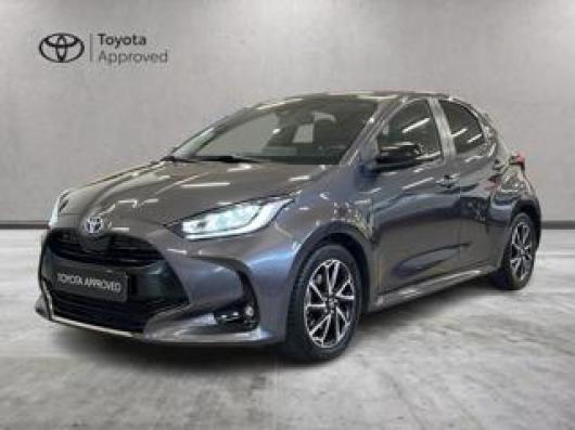 usato TOYOTA Yaris