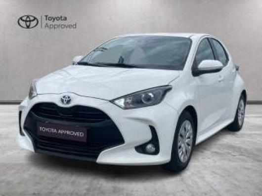 usato TOYOTA Yaris