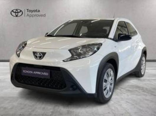 usato TOYOTA Aygo X