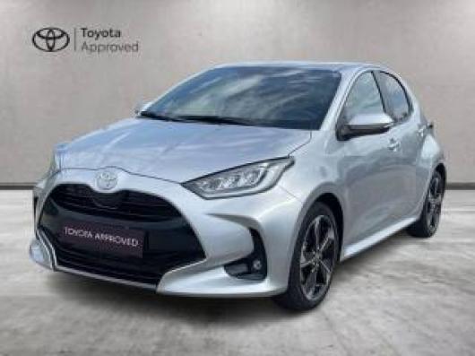 usato TOYOTA Yaris