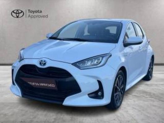 usato TOYOTA Yaris