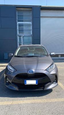 usato TOYOTA Yaris