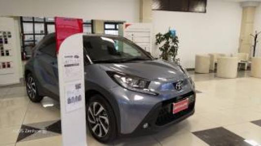 Km 0 TOYOTA Aygo X