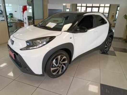 Km 0 TOYOTA Aygo X