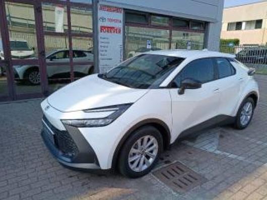 usato TOYOTA C HR