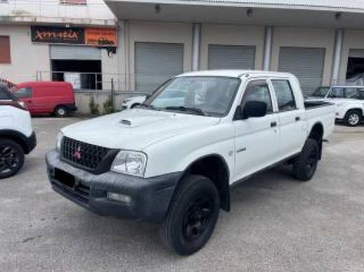 usato MITSUBISHI L200
