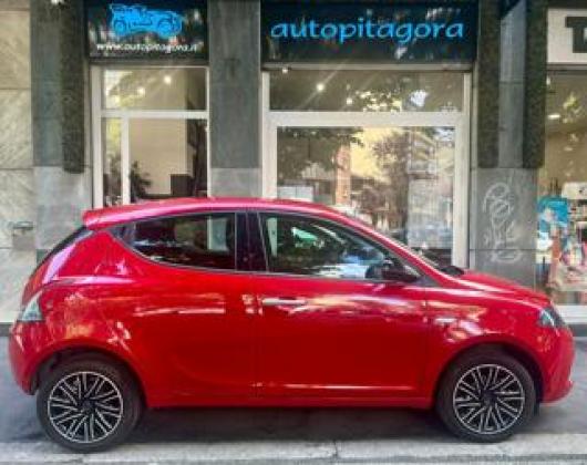 usato LANCIA Ypsilon