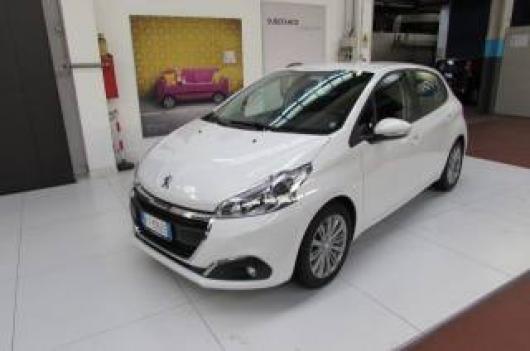 usato PEUGEOT 208