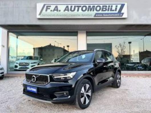 usato VOLVO XC40