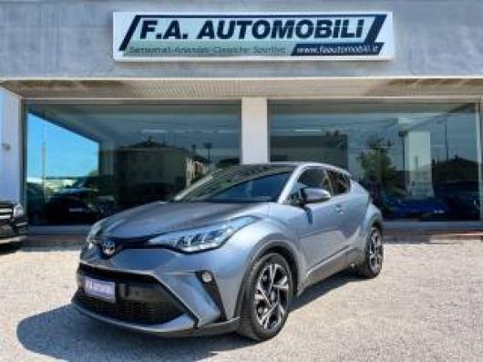 usato TOYOTA C HR
