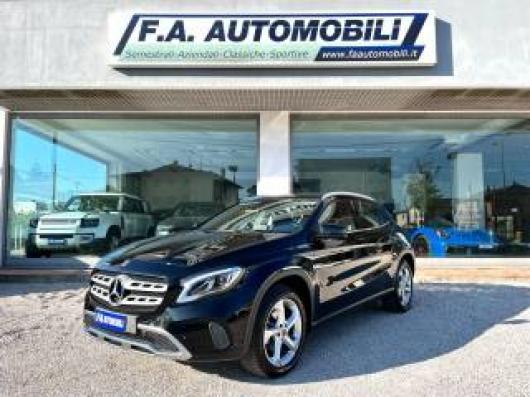 usato MERCEDES GLA 200