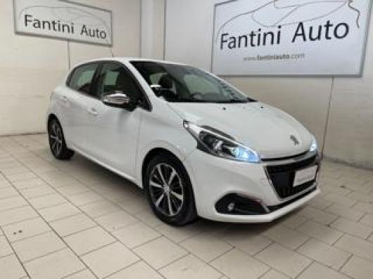 usato PEUGEOT 208