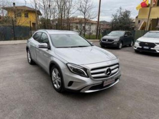 usato MERCEDES GLA 200