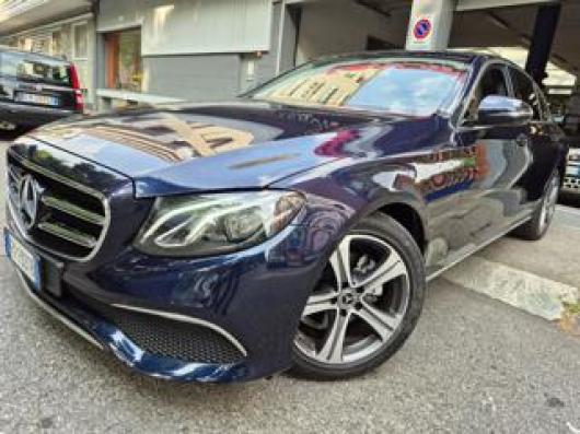 usato MERCEDES E 220