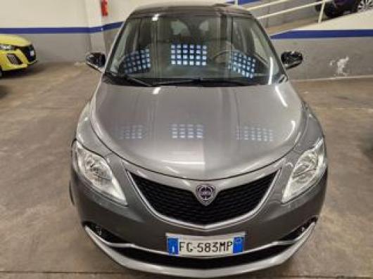 usato LANCIA Ypsilon