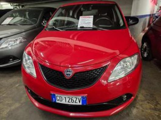 usato LANCIA Ypsilon