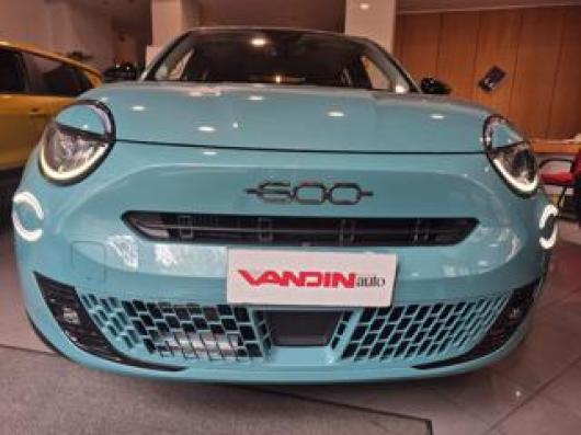 Km 0 FIAT 600