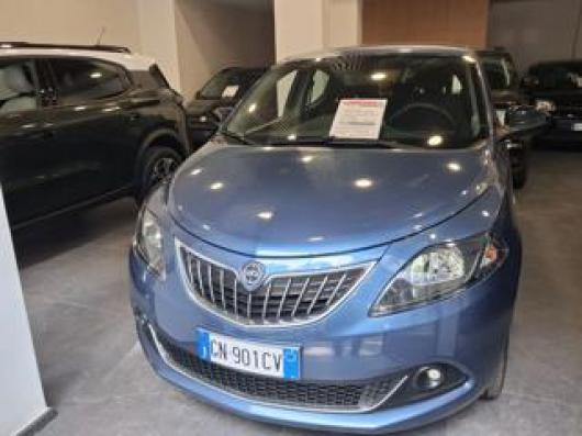 usato LANCIA Ypsilon
